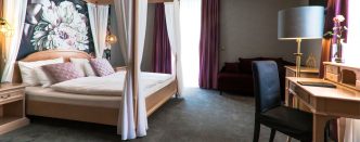 Hochzeitszimmer